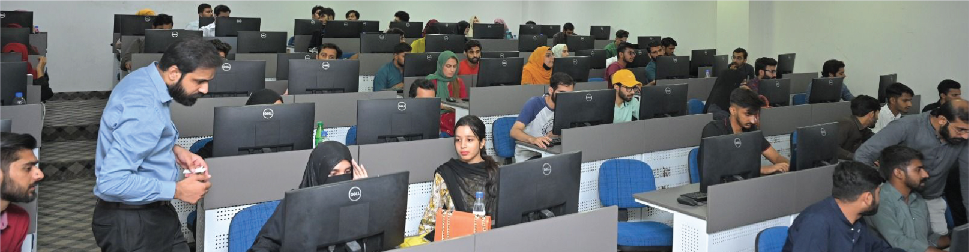 SEAS computer lab session